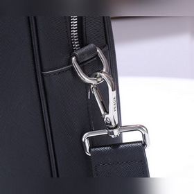 Мужской портфель Prada, модель 2VE365R Новейшая инкрустация из д