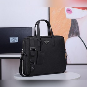 PRADA Новая сумка для документов, модель 2VE368 Изготовлена из и