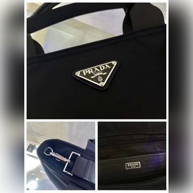 PRADA Новая сумка для документов, модель 1BG876 Изготовлена из и