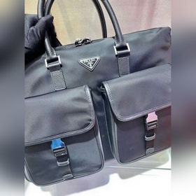 PRADA Новая нейлоновая сумка для документов, модель 2VE017 Эта не