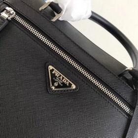 Мужская сумка PRADA, модель 2VG046 Материал： кожа Saffiano Двойн