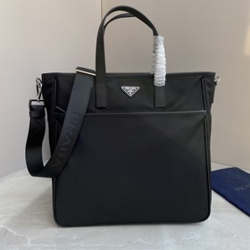 PRADA Новая модель мужской сумки 2VG032 Изготовлена из импортного