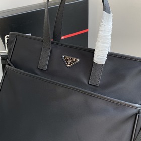 PRADA Новая модель мужской сумки 2VG032 Изготовлена из импортного