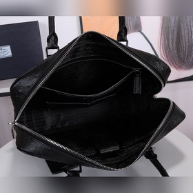 PRADA Модель： P8018 Мужской портфель Изготовлена из кожи страус