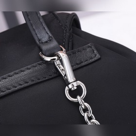 PRADA Мини-рюкзак с перекрестными ремнями, модель 1BH029 Очень ми