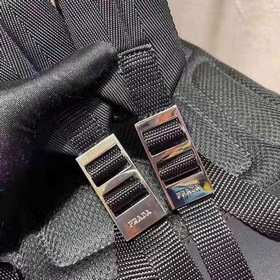 Новый рюкзак Prada, модель 2VZ071 Новейший рюкзак, изготовленный 