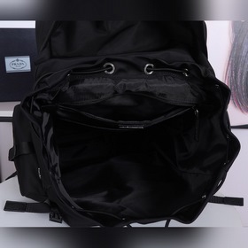 PRADA Новый рюкзак, модель 2VZ074 Рюкзак Изготовлен из ткани с от