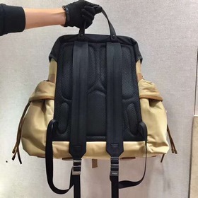 PRADA Новый рюкзак, модель 2VZ074 Рюкзак Изготовлен из ткани с от