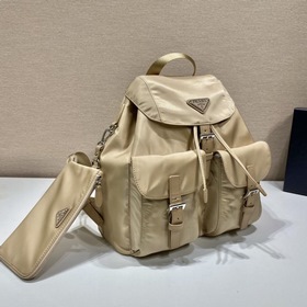 PRADA Новый рюкзак Модель 1BZ811 Новый цвет. Этот нейлоновый рюкз