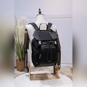 PRADA Новая модель мужской рюкзака на осень-зиму, модель 2VZ135