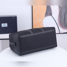 Prada Дорожная сумка Модель 2VC007 С экологичной этикеткой, изг