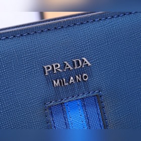 Новейшая мужская сумка Prada, модель 2VN003, цветовая гамма Итал