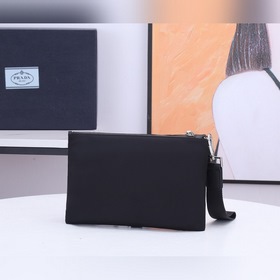 Новейшая сумка PRADA, модель 2NH011 Изготовлена из импортного во