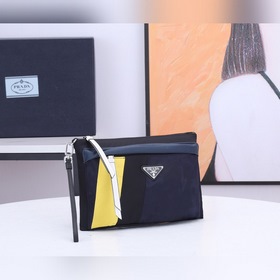 Новейшая сумка PRADA, модель 2NH007 Изготовлена из импортного вод
