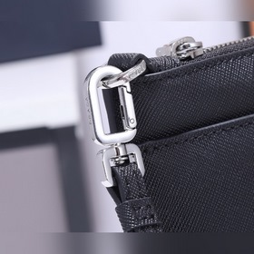 Мужская сумка Prada, модель 2NG009-1 Классический треугольный эма
