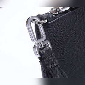 Мужская сумка PRADA, модель 2NG005G Мужская сумка из кожи Saffian