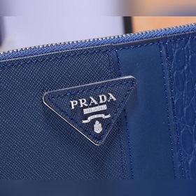 Мужская сумка PRADA, модель 2NG005G Мужская сумка из кожи Saffian