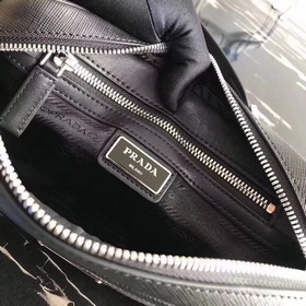 Мужская сумка через плечо PRADA, модель 2VH063 Материал： кожа Af