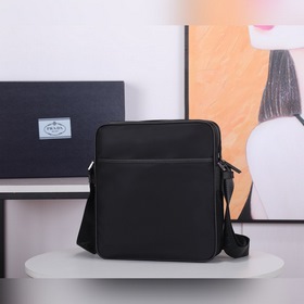 Мужская сумка через плечо PRADA, модель 2VQ002, черный Нейлон и о