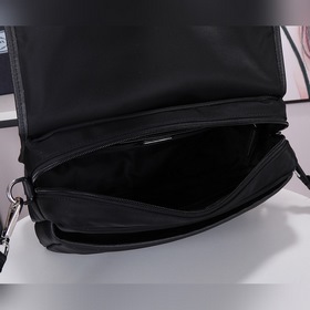PRADA Модель 2VD009 Сумка через плечо с двумя застежками треуголь