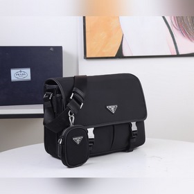 PRADA сумка-почтальон из парашютного полотна, модель 2VD7688 Эта