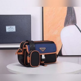 Мужская сумка через плечо PRADA, модель 2VH074 Изготовлена из имп