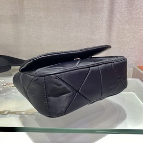 PRADA Трехфункциональная сумка через плечо, модель 1BD292 Эта сум