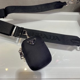 PRADA Трехфункциональная сумка через плечо, модель 1BD292 Эта сум