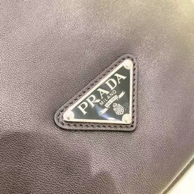 Мужская сумка-нагрудник PRADA, модель 2VZ092 Полностью из кожи Ст