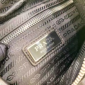 Мужская сумка-нагрудник PRADA, модель 2VZ092 Полностью из кожи Ст