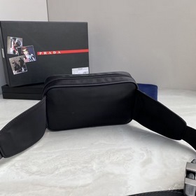 PRADA Квадратный поясной мешок, артикул： 2VL977 Эта сумка изгото