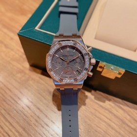 Серия AP Royal Oak практически у каждой женщины! Корпус из нержав