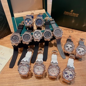 Серия AP Royal Oak практически у каждой женщины! Корпус из нержав
