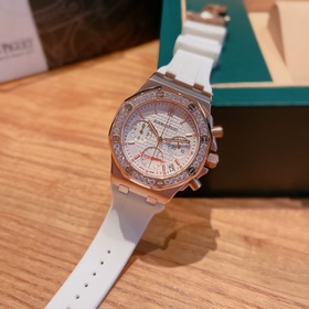 Серия AP Royal Oak практически у каждой женщины! Корпус из нержав