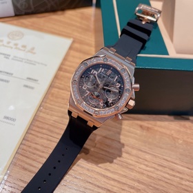Серия AP Royal Oak практически у каждой женщины! Корпус из нержав