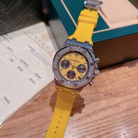 Серия AP Royal Oak практически у каждой женщины! Корпус из нержав