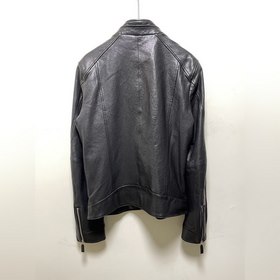 ARMANI &nbsp;Мотоциклетная кожаная куртка Изготовлена из туре
