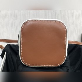 Новая сумка CELINE из серии BOXTRIOMPHE Новые цвета и разнообразн