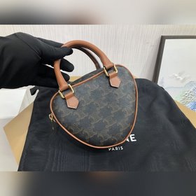 CELINE Новогодняя капсульная коллекция сумок в форме сердца ] Со