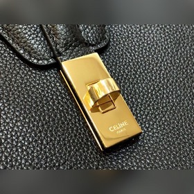 CELINE Soft 16 Мягкая сумка среднего размера из зернистой кожи Ра