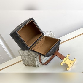 CELINE BOX TRIOMPHE Маленькая круглая шкатулка Изысканная жестка