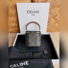 Новинка CELINE | Новая модель сумки-коробки 2022 года Сумка в фор