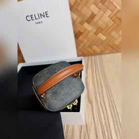 Новинка CELINE | Новая модель сумки-коробки 2022 года Сумка в фор