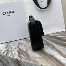 CELINE TRIOMPHE сумка через плечо из гладкой кожи Размеры 8 x 4 x