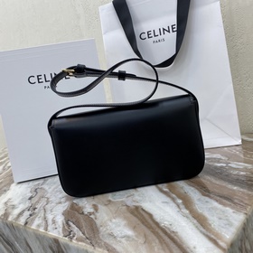 CELINE TRIOMPHE сумка через плечо из гладкой кожи Размеры 8 x 4 x