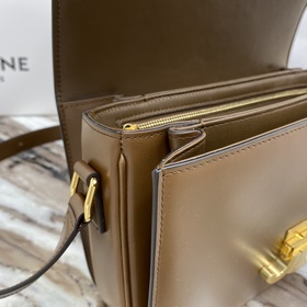 CELINE &nbsp;TRIOMPHE Средняя сумка через плечо из гладкой те