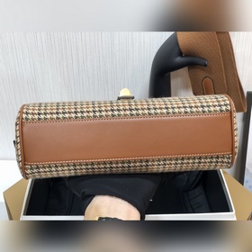 CELINE TEEN SOFT 16 Сумка с клетчатым узором/кожа Кожа, подкладка