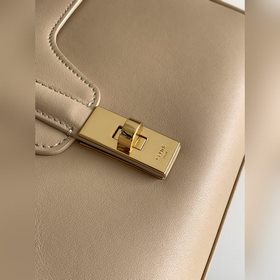 CELINE &nbsp;TEEN SOFT 16 Сумка из гладкой кожи Кожа, подклад