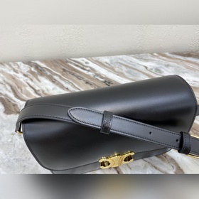 CELINE &nbsp;TRIOMPHE Средняя сумка через плечо из гладкой те