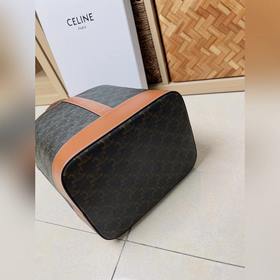 CELINE TRIOMPHE FOLCO Осенне-зимняя коллекция Серия классических